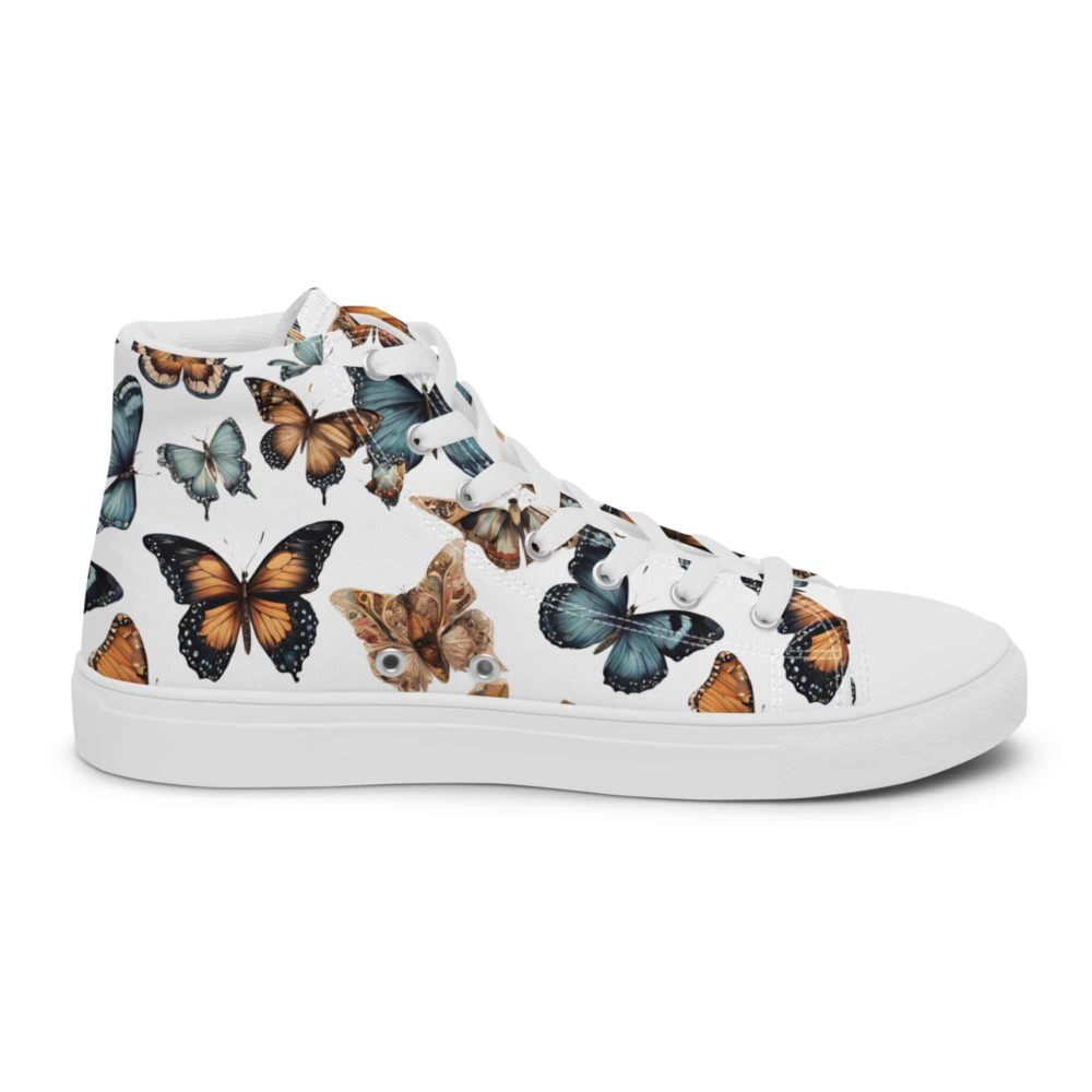 <strong>Dieses Design gibt es exklusiv nur hier im Onlineshop von Frau Hippe!</strong> - Dieses Design gibt es exklusiv nur hier im Onlineshop von Frau Hippe! - High Top Canvas - Baldegunde Butterfly