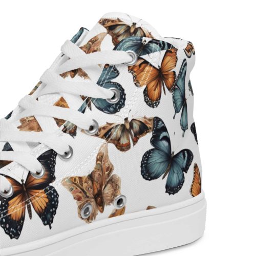 <strong>Dieses Design gibt es exklusiv nur hier im Onlineshop von Frau Hippe!</strong> - Dieses Design gibt es exklusiv nur hier im Onlineshop von Frau Hippe! - High Top Canvas - Baldegunde Butterfly