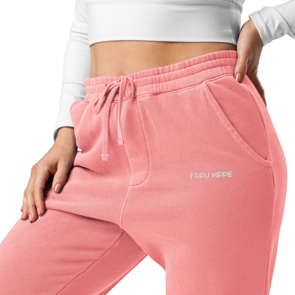 <strong>Dieses Design gibt es exklusiv nur hier im Onlineshop von Frau Hippe!</strong> - Dieses Design gibt es exklusiv nur hier im Onlineshop von Frau Hippe! - Pigmentgefärbte Sweatpants