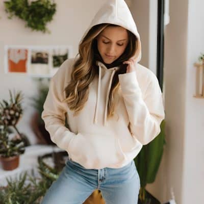 Wie kombiniere ich meinen Hoodie? – Stylische Tipps für jeden Anlass